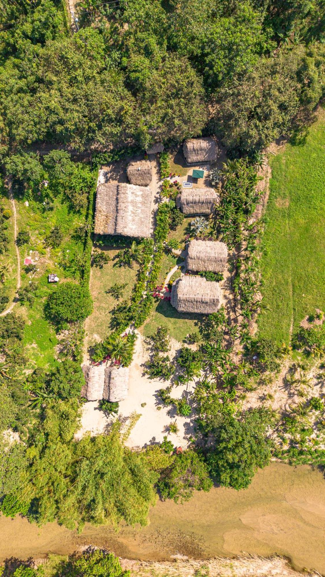 Encanto Hostel Guachaca Exteriör bild